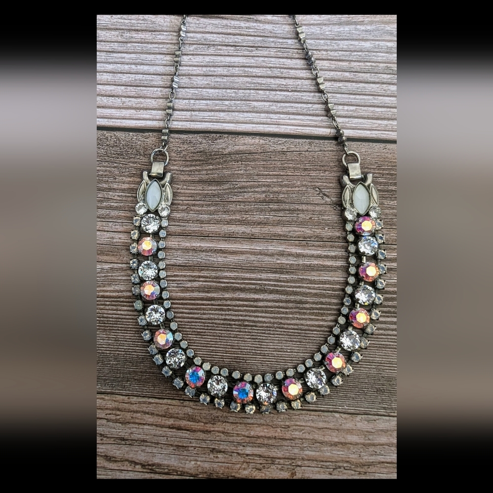 ⚡SALE⚡"White Bridal" SORRELLI Necklace